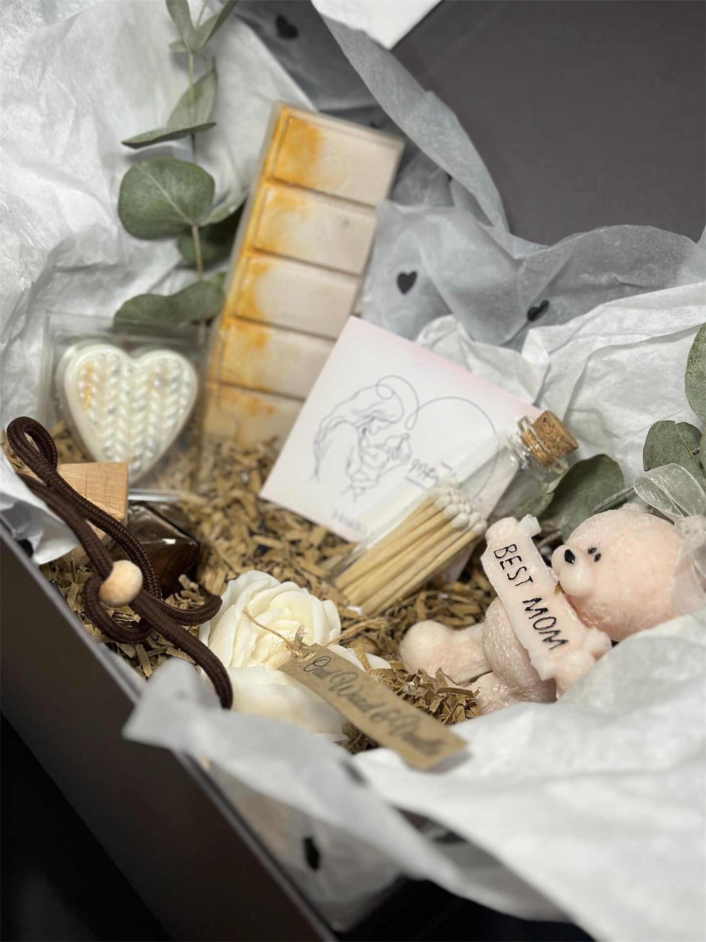 Mother's Day Gift Box For Her β Candle, Wax Melt Bar, Matches & Custom Add-Ons (Car Freshener, Wax Melt, Extra Candle!)