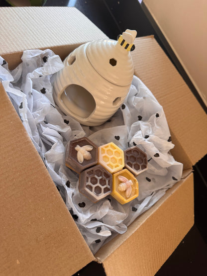 🐝 The Beehive Melt Box – Warm & Cosy Edition 🕯️