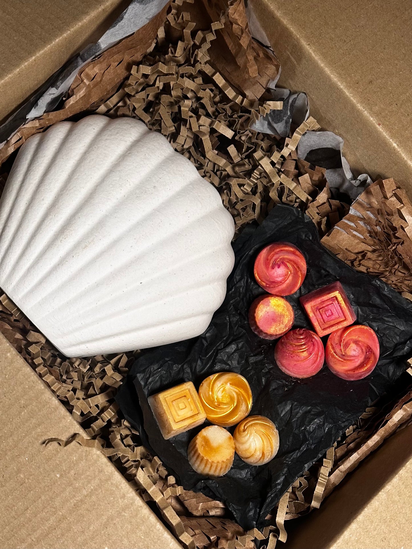 🕯️ The Shell Melt Box – Sweet & Gourmand Edition 🍬