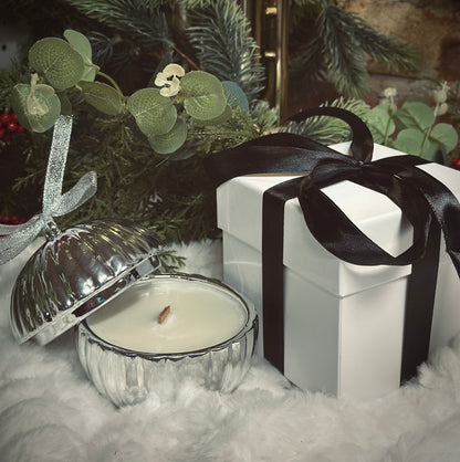 Twinkle Bauble Candle – Silver | Festive Soy Wax Candle (200g)