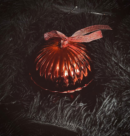 Twinkle Bauble Candle – Red | Festive Soy Wax Candle (200g)