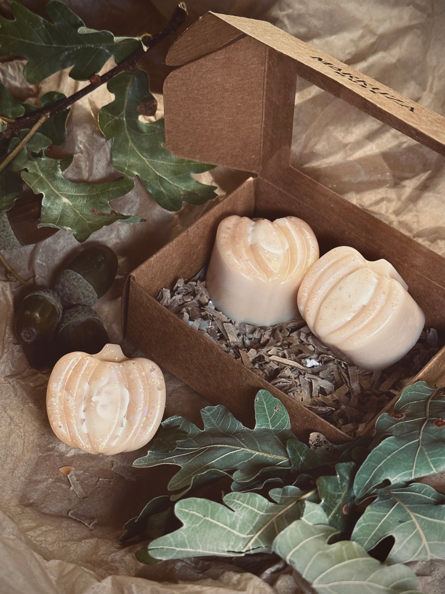 🍁 Golden Hearth – 3 Pumpkin Wax Melts