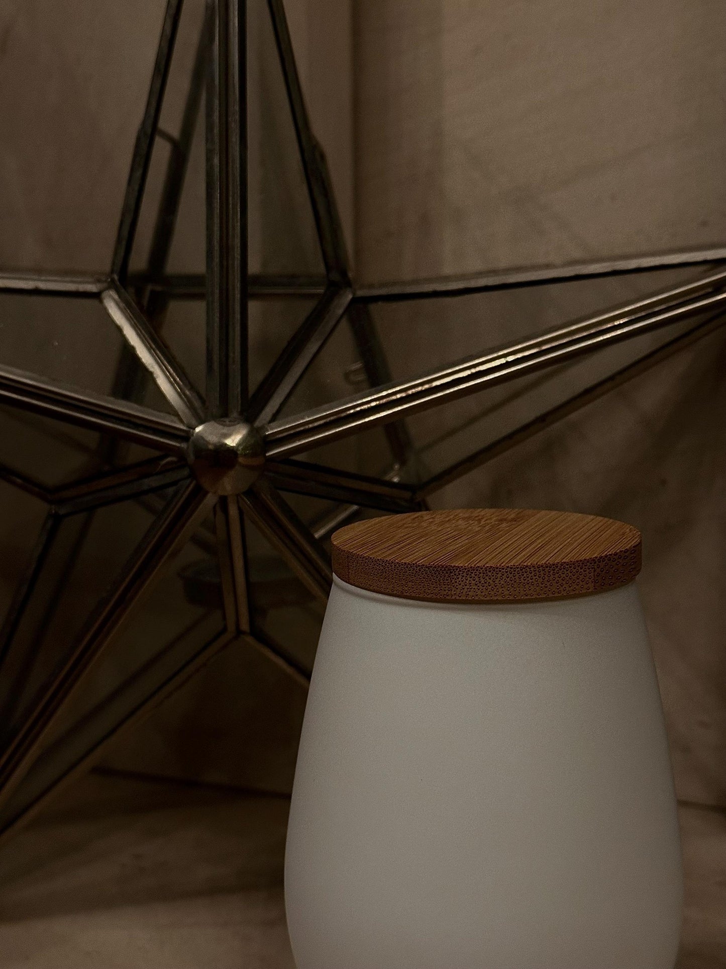 Pure Serenity: Simple White Smooth Soy Candle