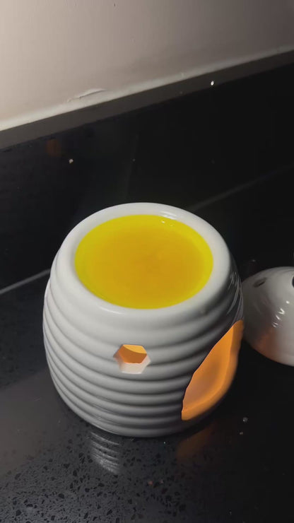 🐝 The Beehive Melt Box – Warm & Cosy Edition 🕯️